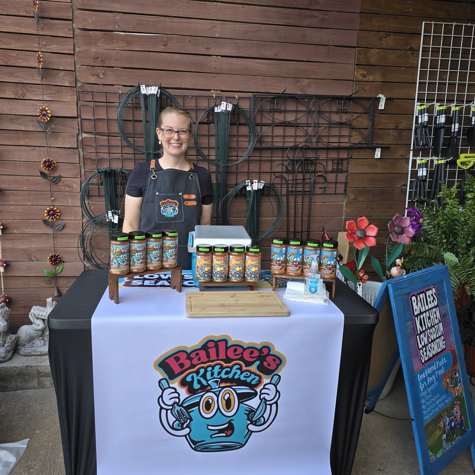 Bailee of Bailee's Kitchen, sponsor of the Spice It Up Texas small business grant, at her seasoning booth